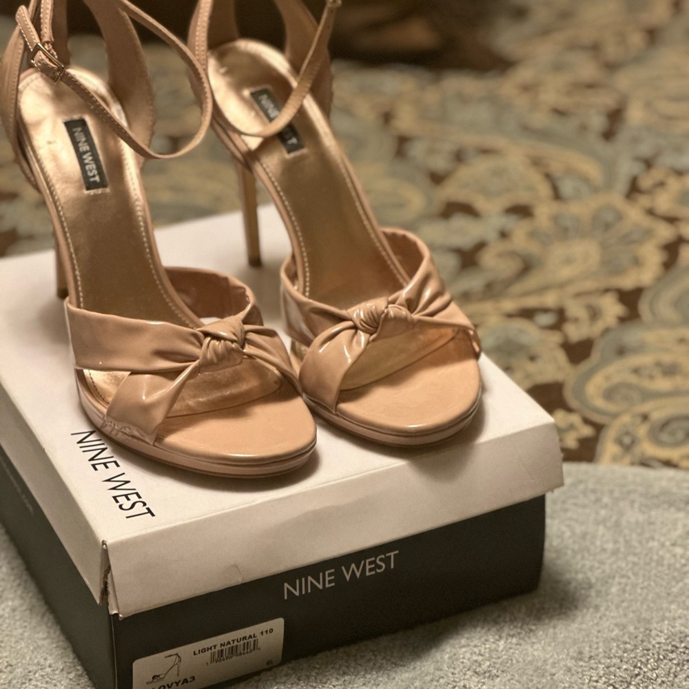 Nine West Women's Tan Heeled Sandals